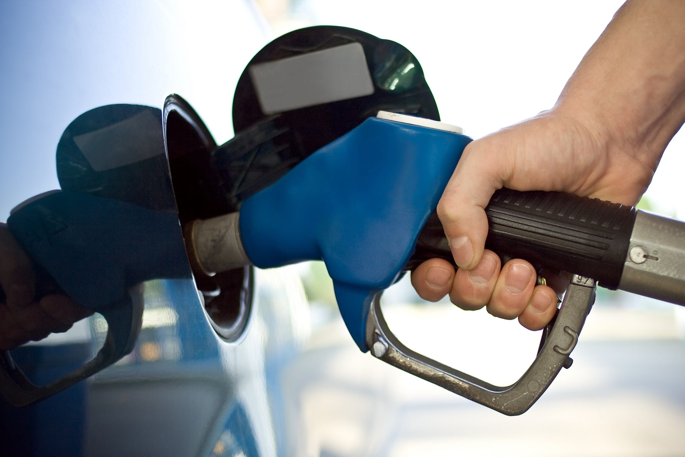 Câmara de Barão corta gastos com gasolina pela metade em 2017