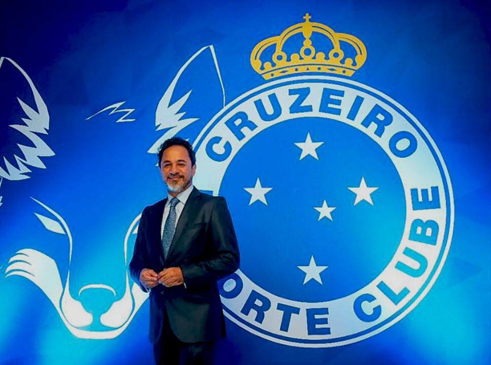 Itabirano Marco Antônio Lage se apresenta oficialmente ao Cruzeiro