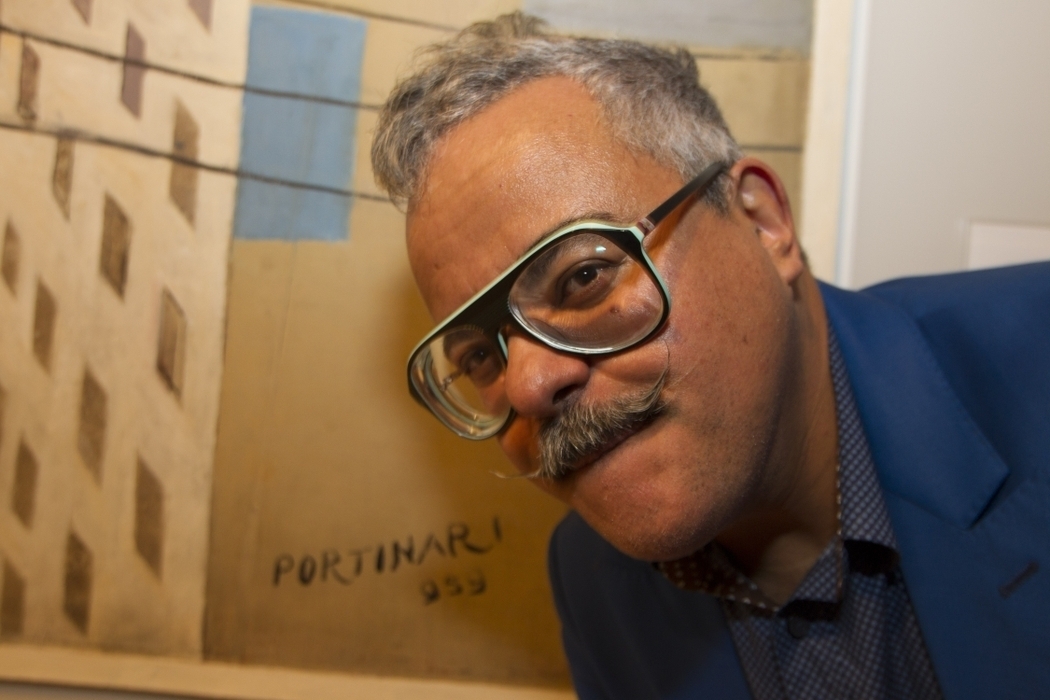 Exposição traz releitura da obra de Portinari por Ronaldo Fraga