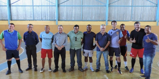 Prefeitura firma parceria para cuidar da quadra de esportes do Bela Vista