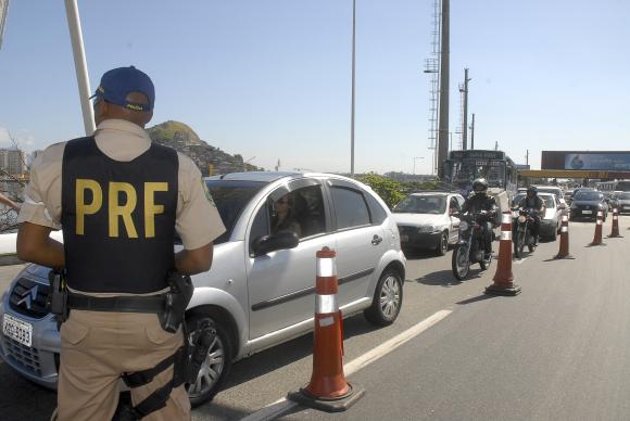 Estradas federais registram 67 mortes e 987 acidentes nos feriados de fim de ano