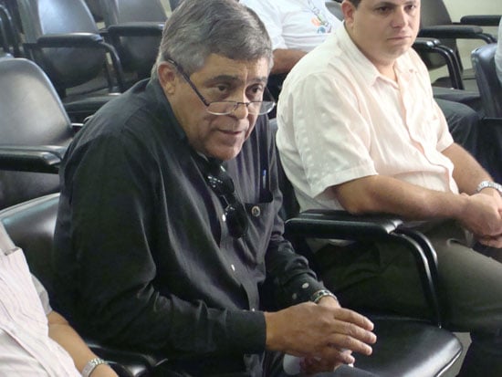 Secretário diz que cortar remédios em PSFs foi “questão de responsabilidade”