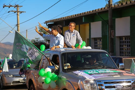 Carreata de Damon reúne mais de 1,7 mil veículos