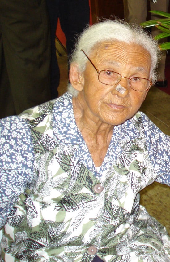 Morre aos 96 anos escritora são-gonçalense Geraldina Rodrigues