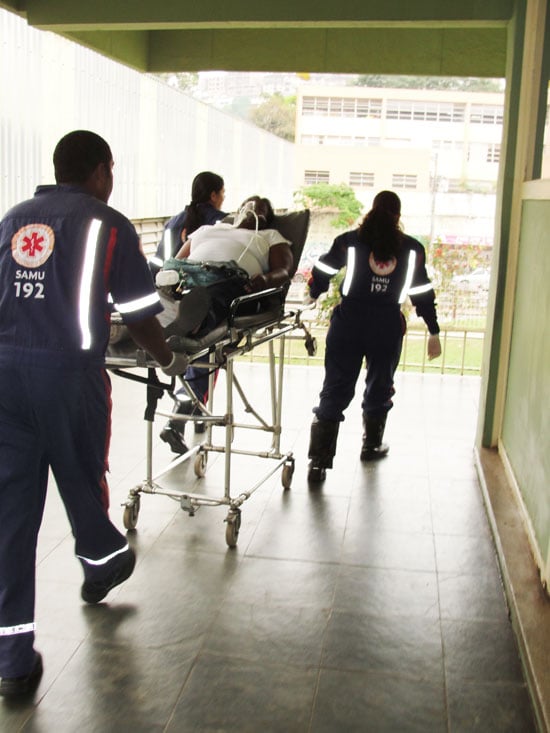 Mulher passa mal durante votação em Itabira e precisa ser socorrida pelo Samu