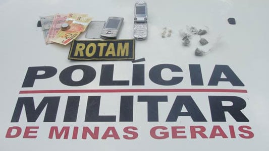 Adolescentes de 14 e 16 anos são apreendidos com maconha, crack e dinheiro