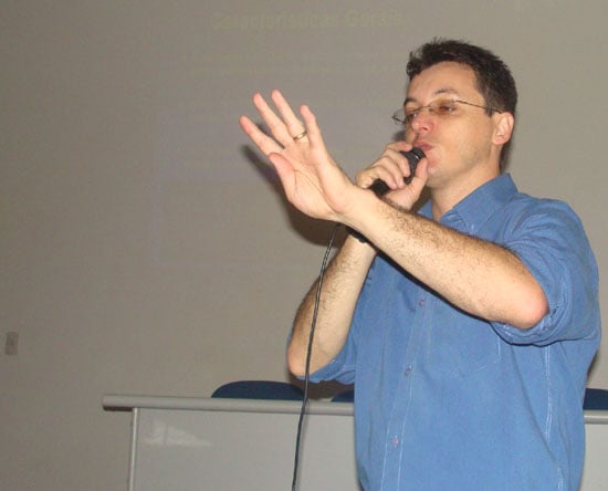 GEAA faz palestra para alunos da Fide, com foco em evolução do Universo