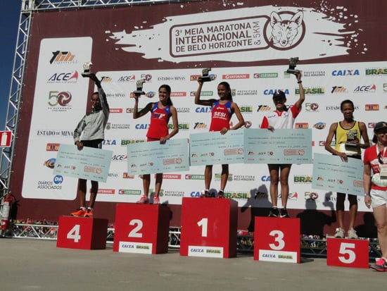 Larissa Quintão é vice-campeã na III Meia Maratona Internacional de Belo Horizonte