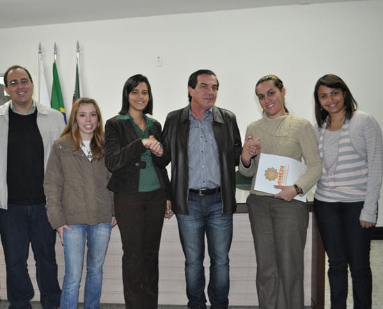 Amepi e Uemg firmam parceria para desenvolvimento de projetos ambientais
