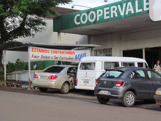 SJ Supermercados abre vagas de emprego em Itabira