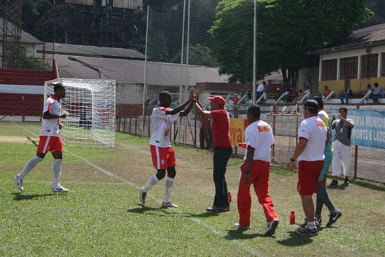 Valério entra em campo pela vice-liderança do grupo