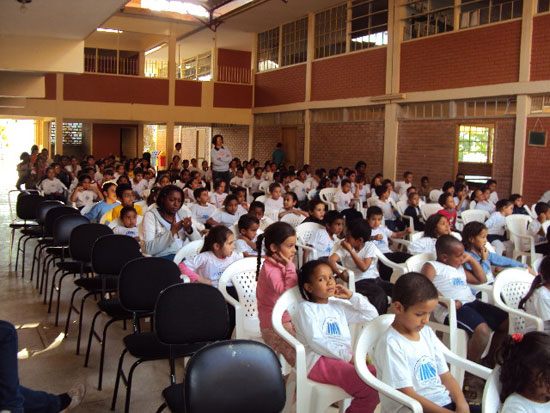 Prefeitura de Santa Bárbara realiza palestras sobre dengue nas escolas