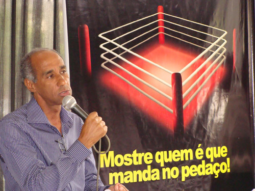 Prefeito convoca população para se unir no combate à doença
