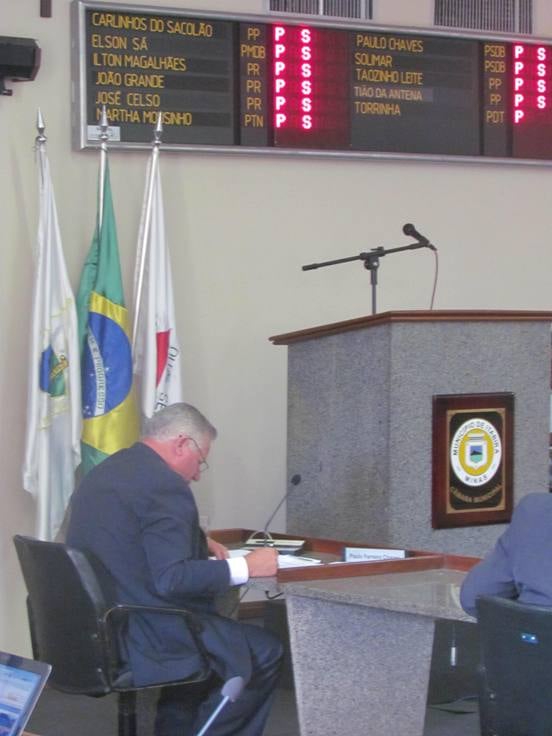 Vereadores aprovam Ficha Limpa Municipal em primeiro turno