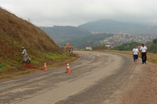 Cerca de 4 km entre os bairros João XXIII e Barreiro vão receber iluminação