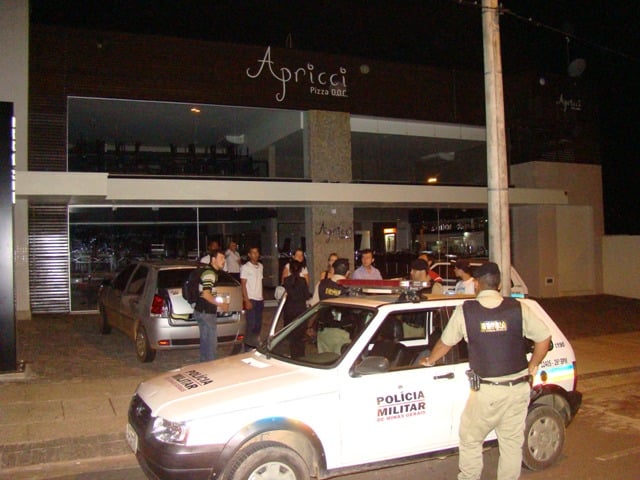 Pizzaria Apricci é assaltada na avenida Mauro Ribeiro