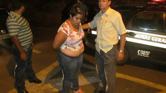 Polícia Civil prende jovem que trazia droga para Itabira e apreende menor que foi encontrá-la