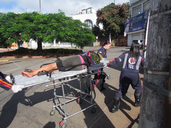 Moradora de rua é agredida durante a madrugada