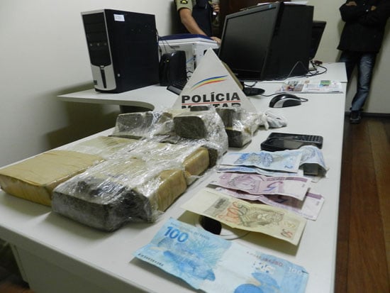 PM apreende 4,5 quilos de maconha em casa de menor no Eldorado
