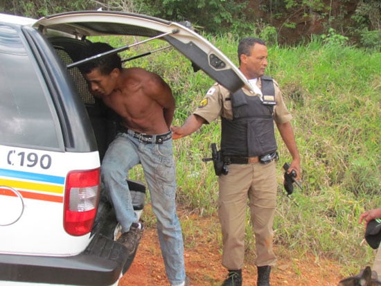 Bandidos roubam malote e atiram na polícia durante fuga em Itabira