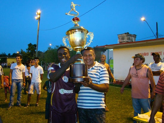 Bom Jardim e Veterano B são campeões do Campeonato Amador Distrital em São Gonçalo