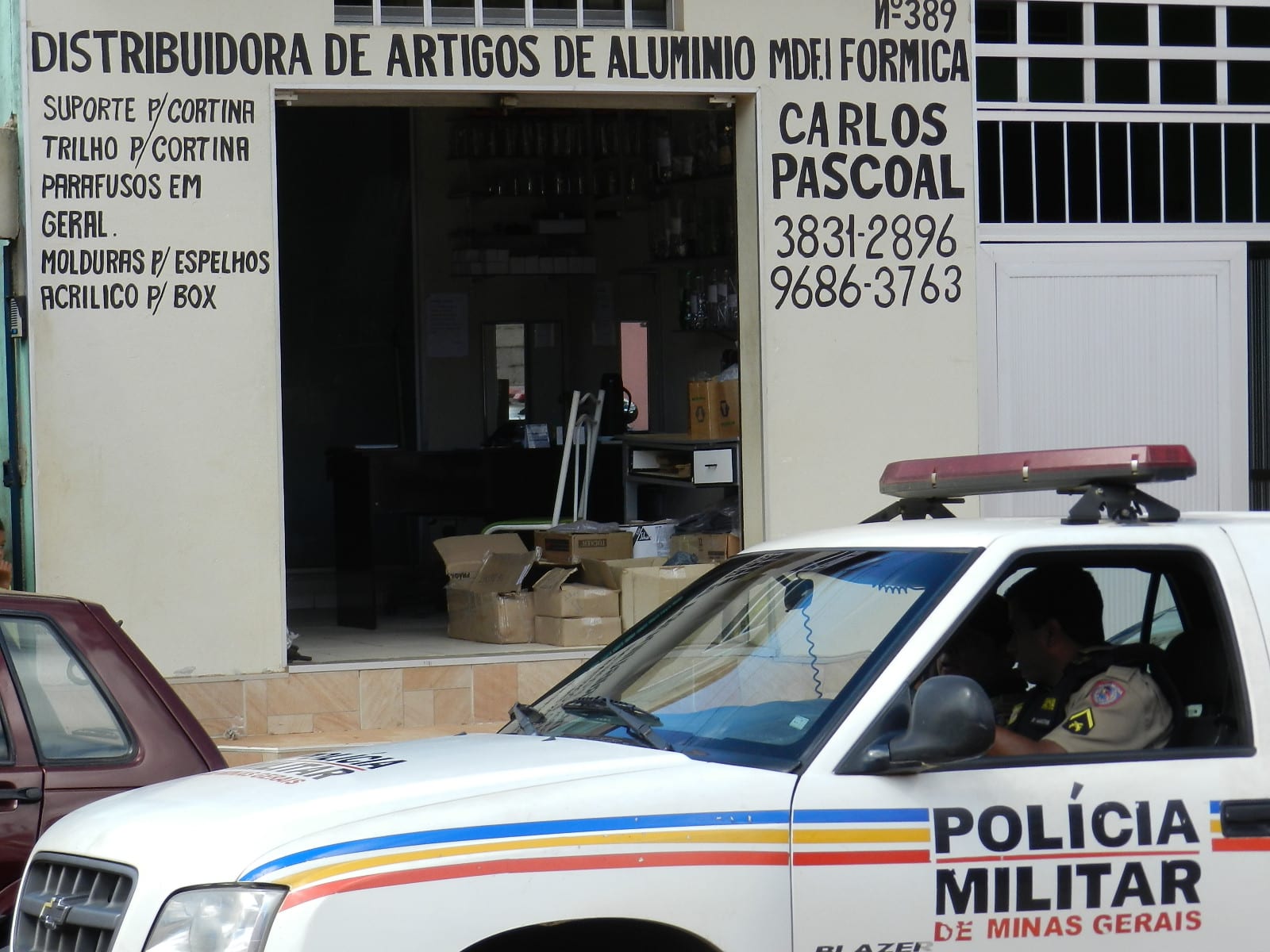 Comerciante é assaltado no bairro Jardim das Oliveiras