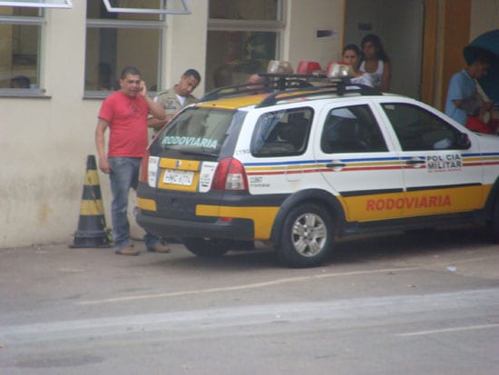 Operador provoca acidente, foge do local e é pego no bafômetro