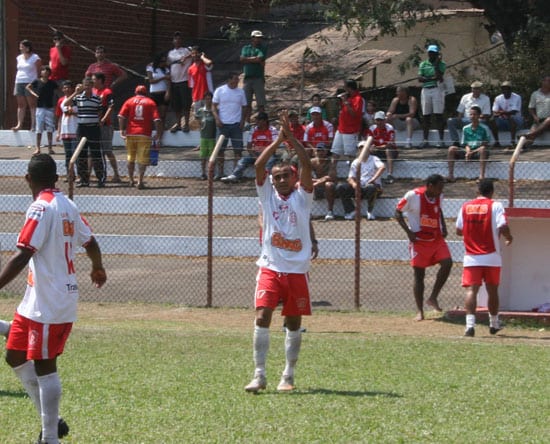 Estreante dá a terceira vitória seguida ao Valério