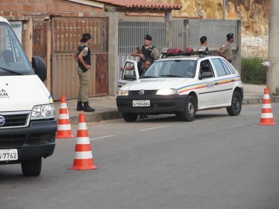 Militares continuam treinamentos pela cidade
