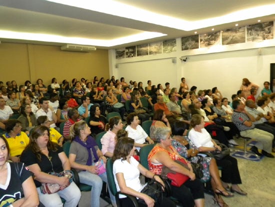 Professores de Monlevade decidem retornar às salas de aula