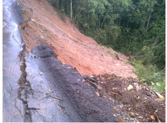 Chuva interdita estrada que liga Barão de Cocais a localidades rurais