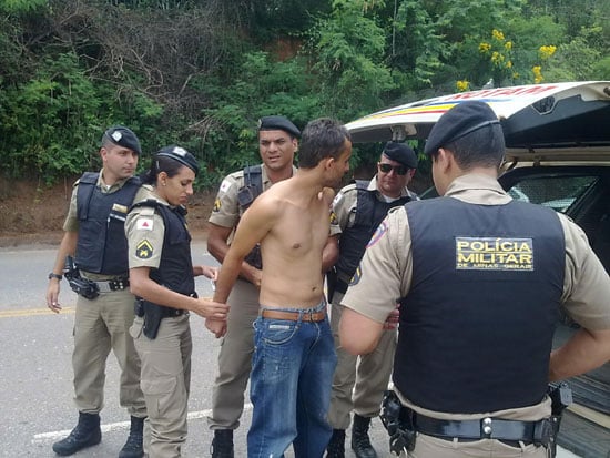 Taxista é esfaqueado por namorado enciumado
