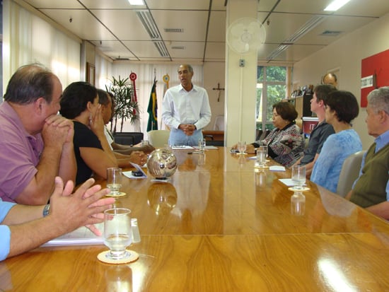 Em posse de conselho, prefeito lamenta demora no “Minha Casa, Minha Vida”