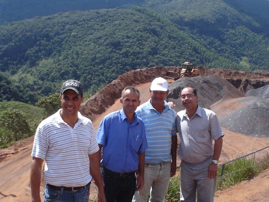 Vereadores de Santa Maria visitam mineradora em Cuité e ouvem reclamações