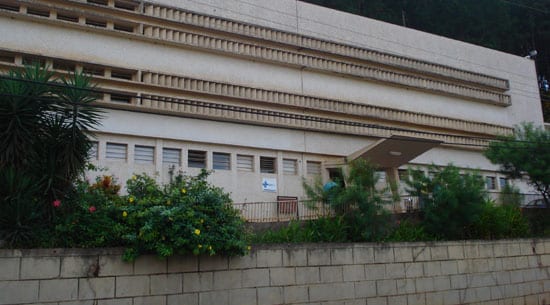 Homem ganha alta, mas se recusa a deixar o hospital em Nova Era