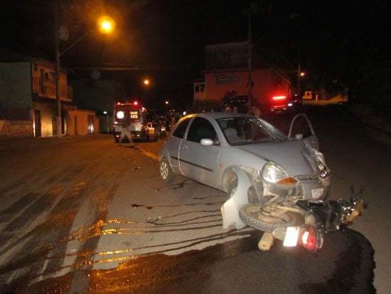 Entregador de jornal fica gravemente ferido em acidente no bairro Machado