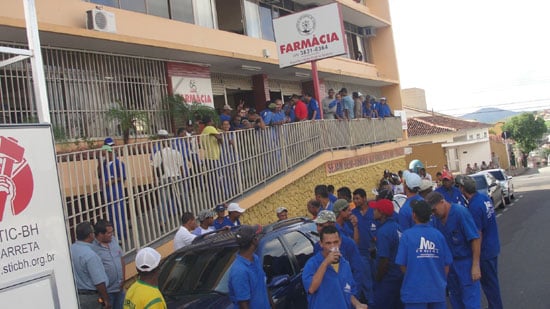 Fim da greve: com reajuste de 11%, trabalhadores da construção civil retomam a rotina de trabalho