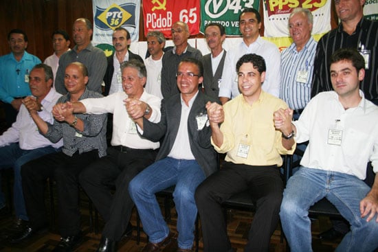 Oposição apresenta o “elenco” e Damon rechaça termo “grupão”