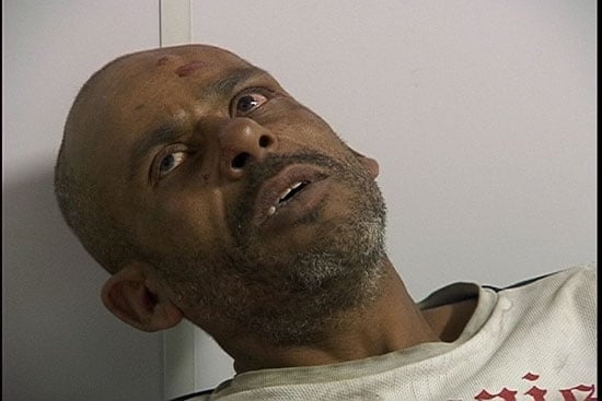 Homem simula tentativa de suicídio para fugir da PM, mas é preso