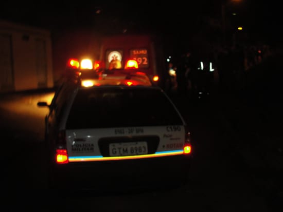 Homem com suspeita de embriaguez causa tumulto no Pedreira