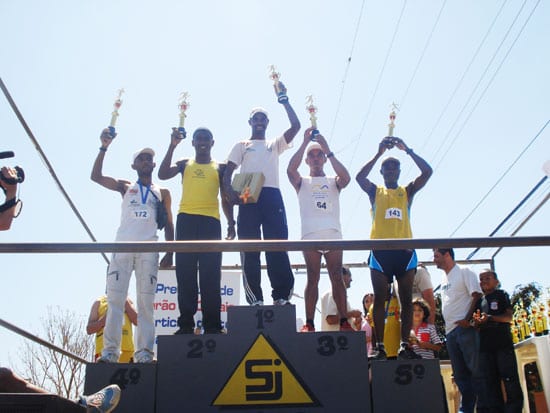 Itabiranos vencem 1ª Maratona de Atletismo de Barão de Cocais