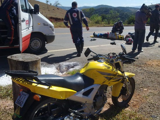 Motoqueiro morre em acidente na MG-129