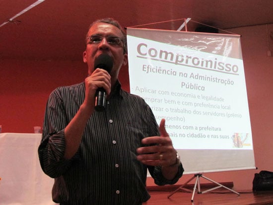 Damon afirma que quantidade de partidos não vai complicar sua administração