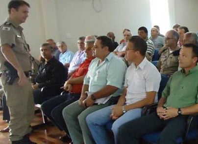 Comandante da PM de Itabira promove café com ex-militares
