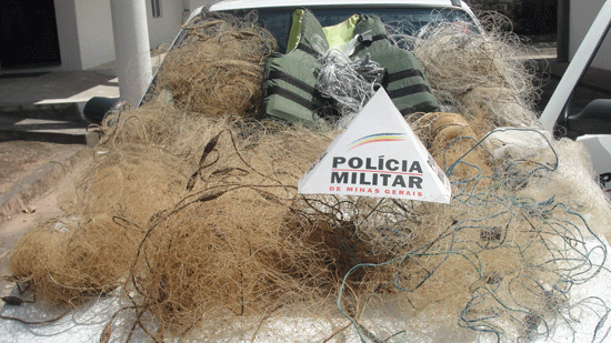 Rodomanb apreende material de pesca ilegal em operação