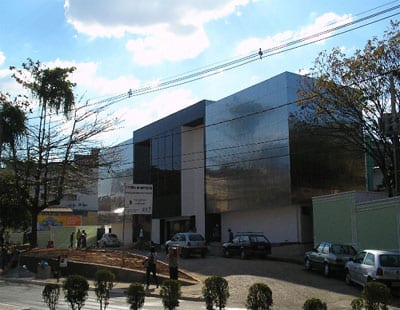 Começa a terraplenagem na área do futuro shopping de Monlevade