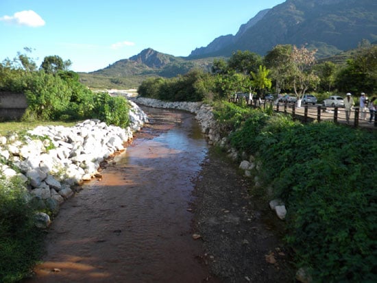 Prefeitura de Catas Altas e Vale entregam obra de revitalização do rio Maquiné