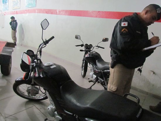 Duas motos novas são furtadas de concessionária Honda em Itabira