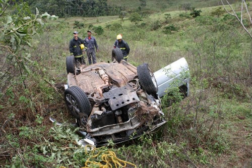Homem morre em acidente na BR-381 em Antônio Dias