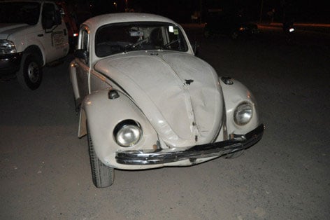 Motorista com sintomas de embriaguez bate Fusca e é preso em Monlevade